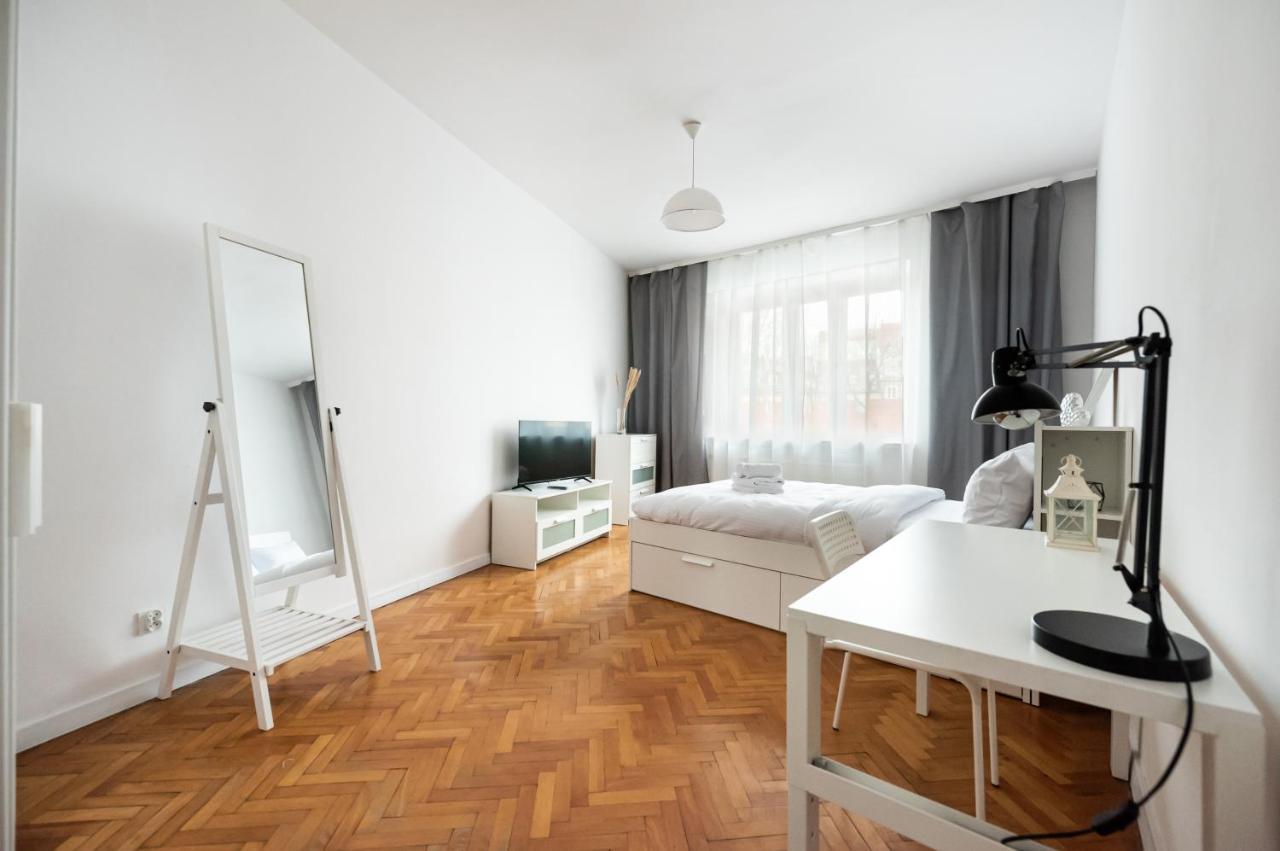 Old Town 5-Bedroom Apartment وارسو المظهر الخارجي الصورة